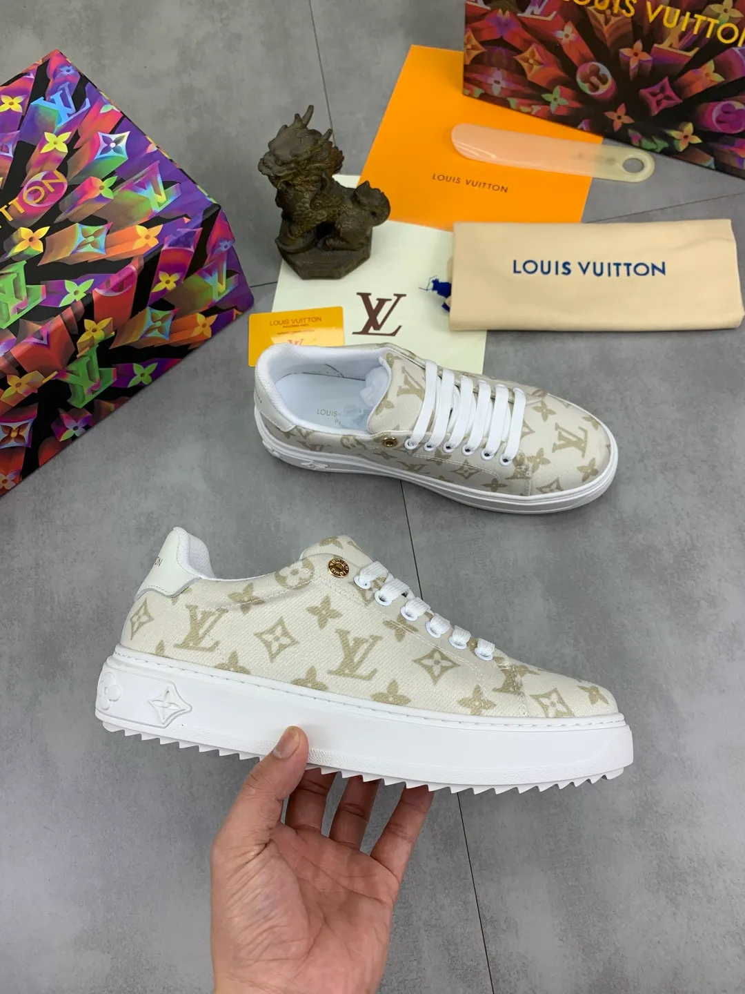 Men's men's shoes💰P520💰[New model]🆘High quality cowhide [Louis Vuitton]LV official website latest model🎁casual and fashionable men's shoes👟hot style💥simple and elegant style, exclusive for trendy men. Unique official website latest brand elements👑original decoration, fashionable and generous, the fabric is made of original denim➕comfortable and breathable mesh lining➕cow leather feet ✅The official website specifies wear-resistant casual outsole, the classic model is taken in real life🎬Color: 6️⃣colors available😍Number of codes: 38-44 Full set of packaging